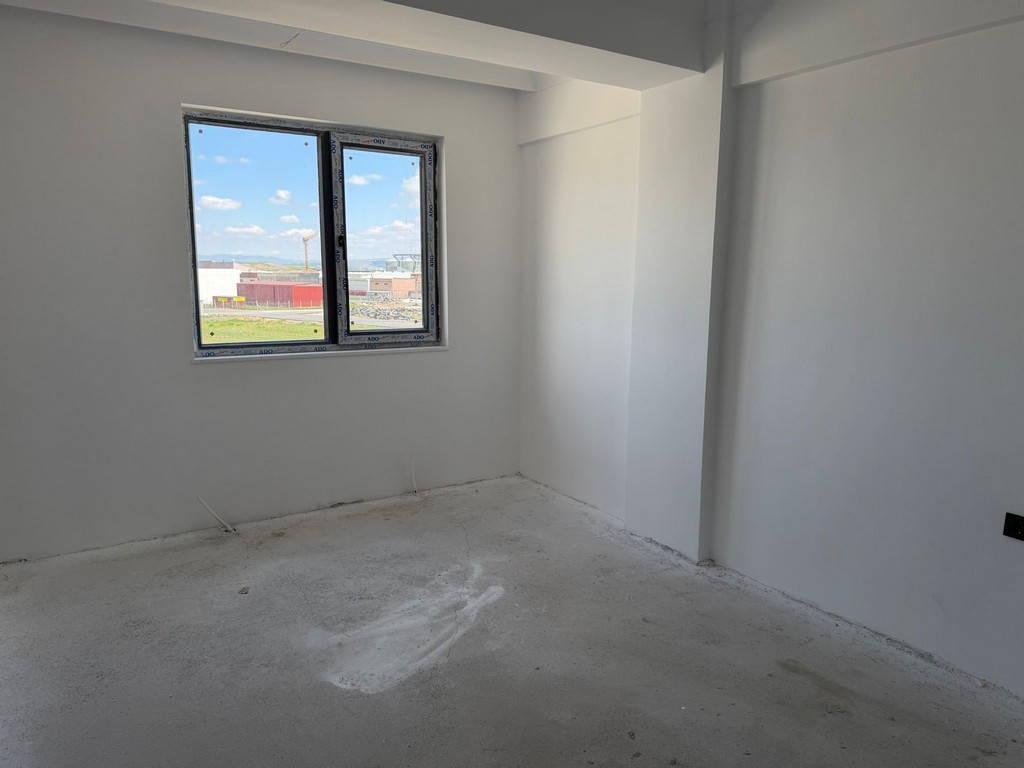 WhatsApp Image 2026-04-20 at 12.31.12 1.jpg